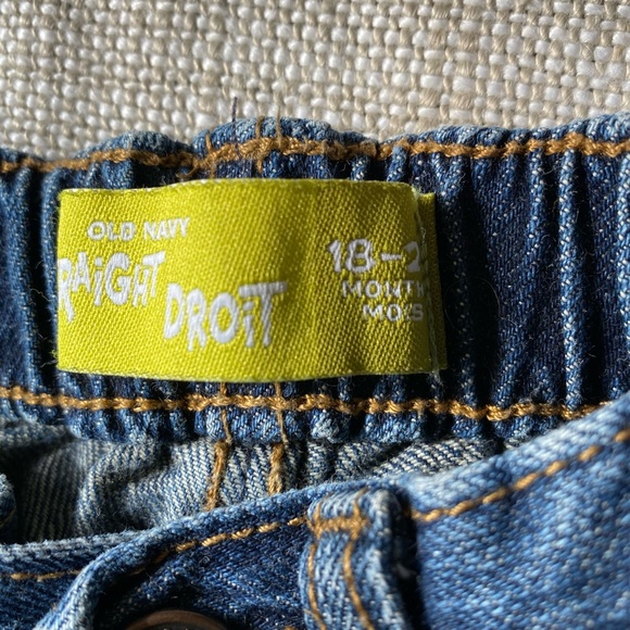 Boys Sz-18-24 months- 5 piece Bundle- Old Navy, Carters, Roots, Joe , Sprockets - Picture 7 of 16